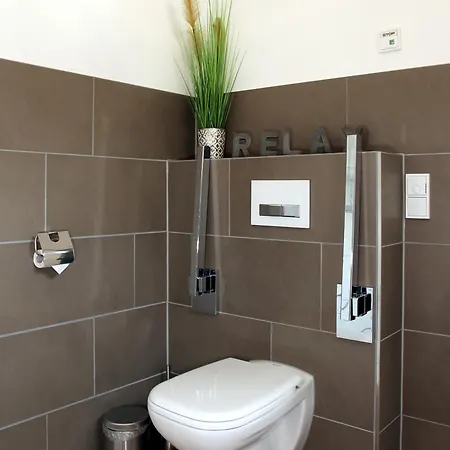 Holiday home Bergtraum Im Harz, 17 Gaeste, Sauna, Pool Braunlage